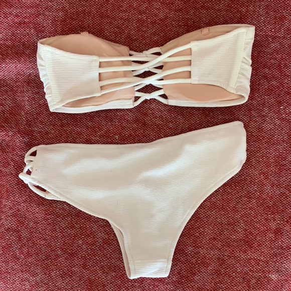 Women Swim Wear - NEVER USED - Picture 2 of 2